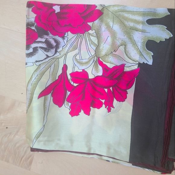 Floral 100% Silk Scarf Hand-painted - Picture 1 of 5